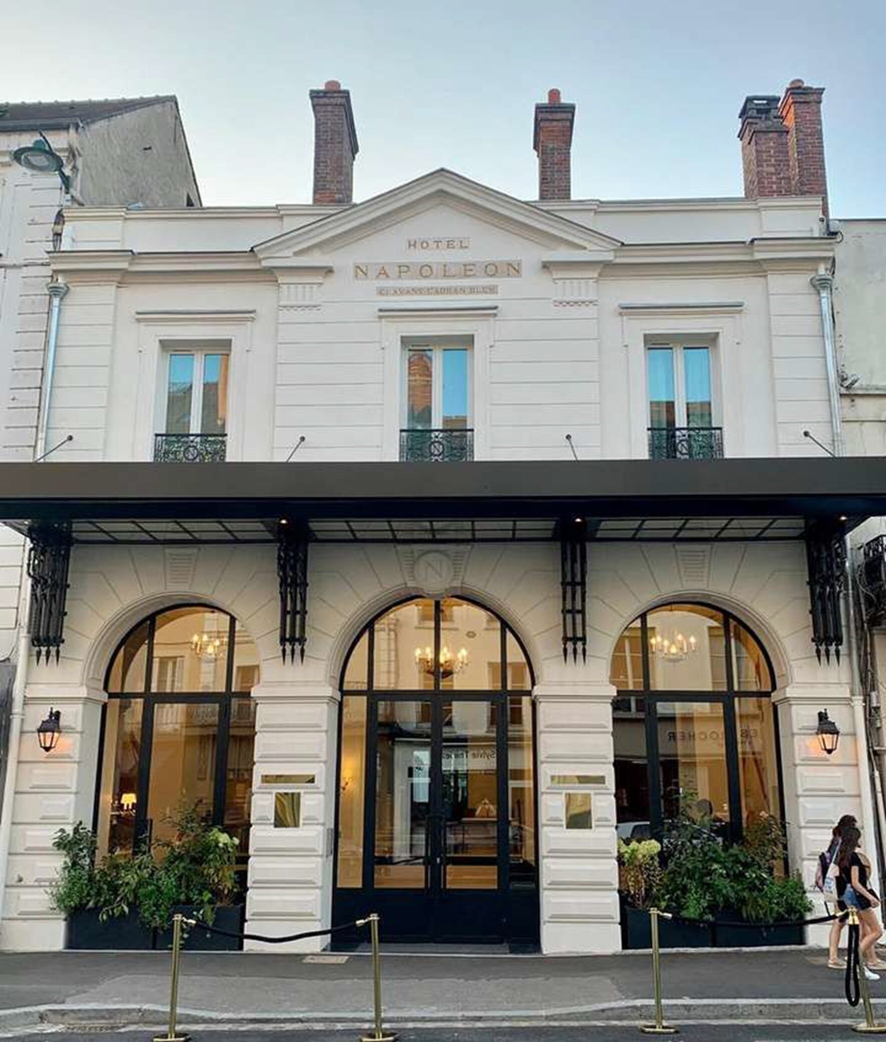 Hotel Napoleon Fontainebleau c SMA