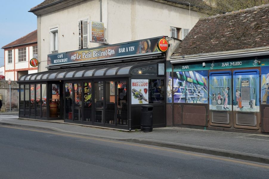 Le Petit Bistrot
