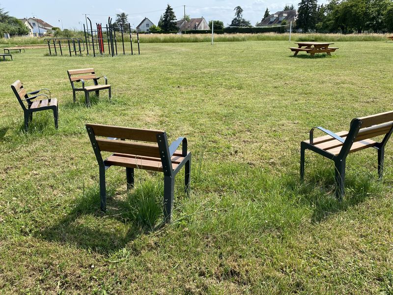 Espace Fitness Street Workout, jeux, boulodrome et tables de pique-nique