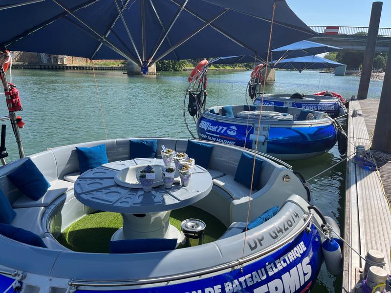 Croisière - Esprit guinguette à bord du BBQ Boat