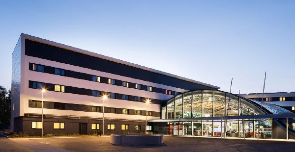 Hôtel Oceania Paris Roissy CDG