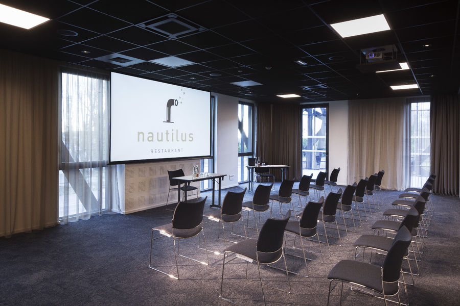 Hôtel Oceania Paris Roissy CDG