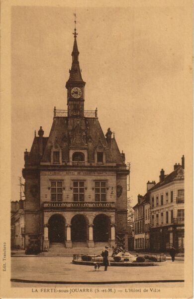 L'Hôtel de Ville