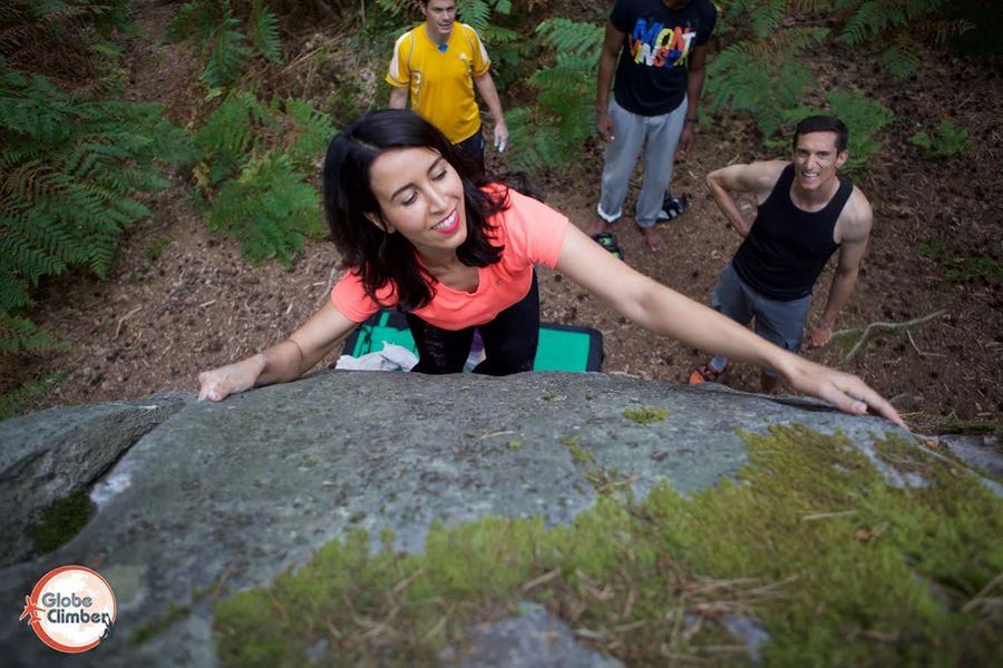 Initiation à l'escalade de bloc en forêt - dimanche matin