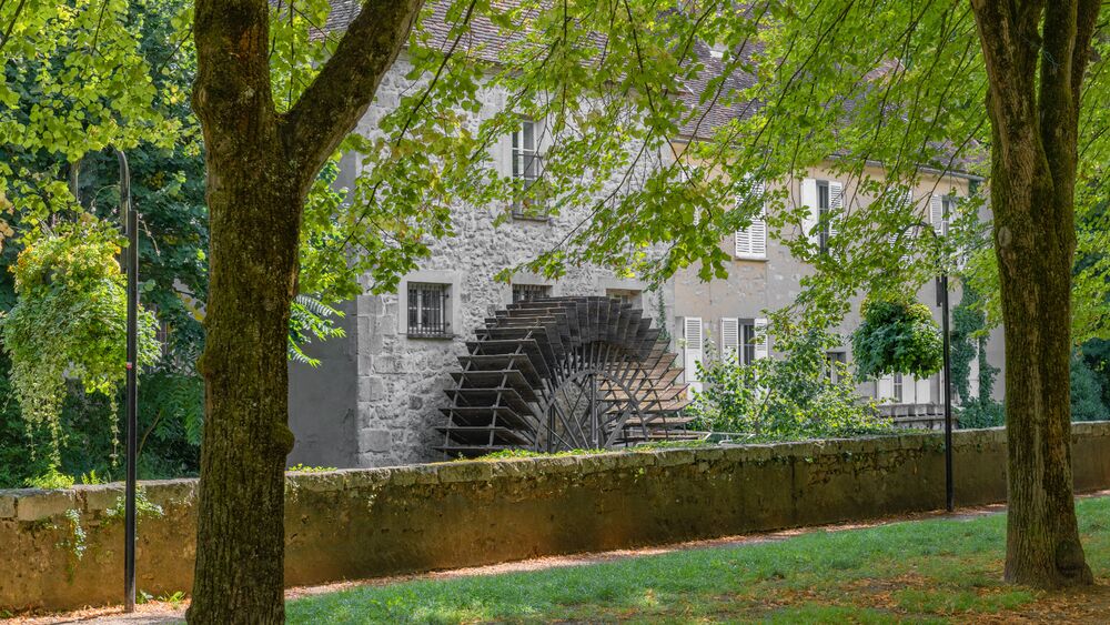 Couvent des Récollets et sa roue à aubes